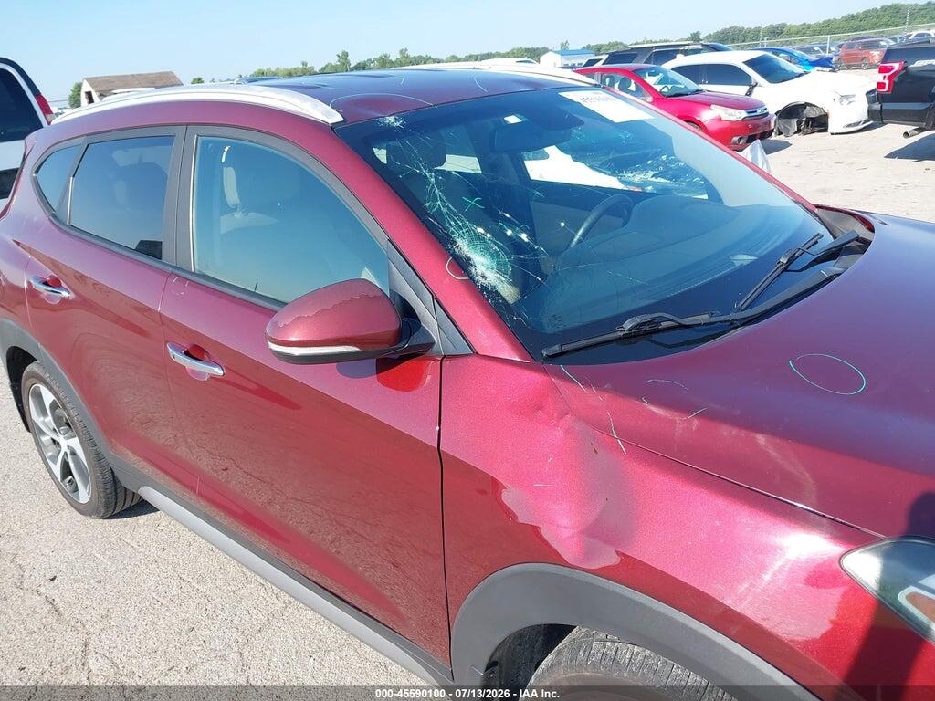 KM8J33A22HU338299 2017 HYUNDAI TUCSON photo no. 6