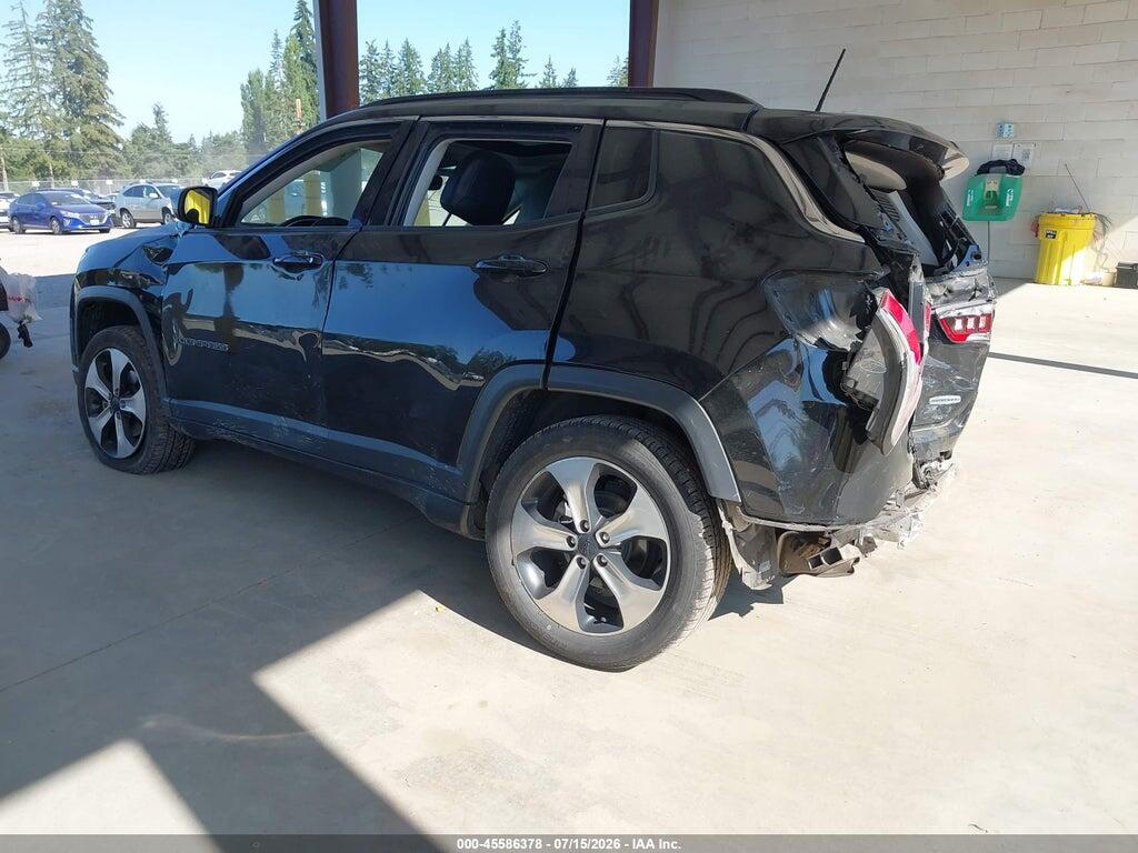 3C4NJDBB8HT664392 2017 JEEP COMPASS photo no. 3