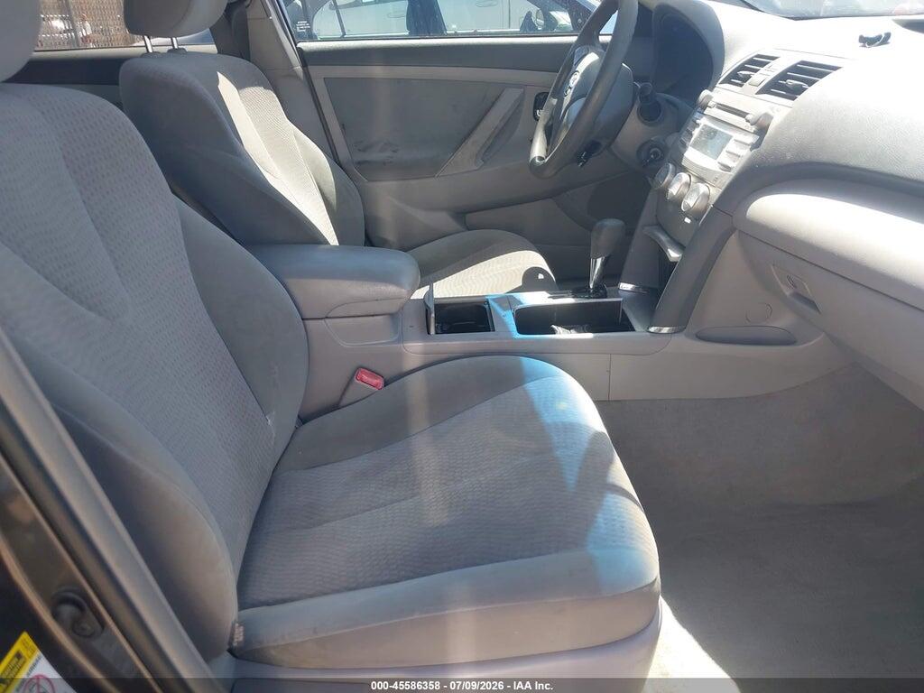 4T4BF3EK4BR174153 2011 TOYOTA CAMRY photo no. 5