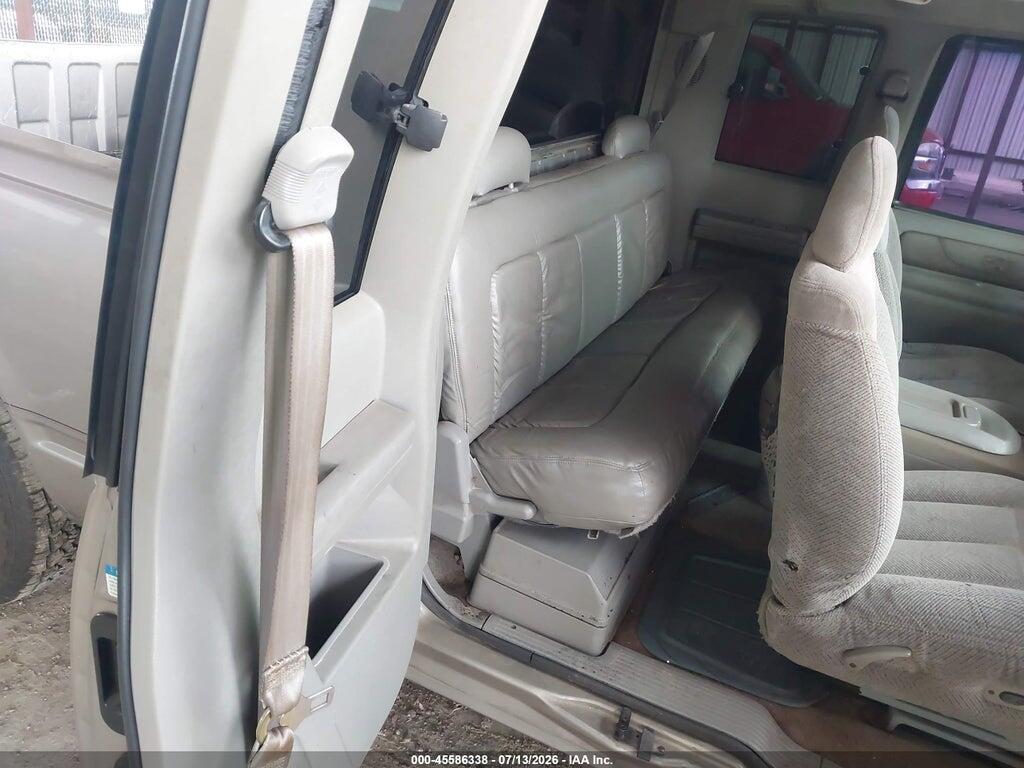 1GDEC19R6XR512030 1999 GMC SIERRA CLASSIC 1500 photo no. 8