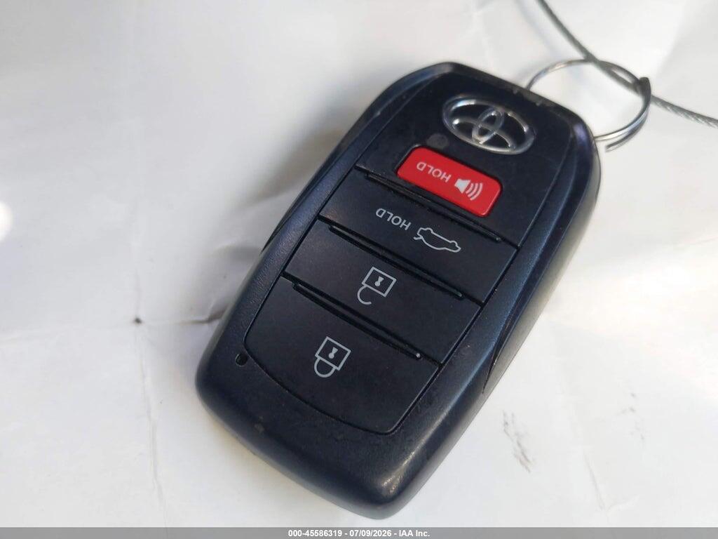 4T1DAACKXSU070193 2025 TOYOTA CAMRY photo no. 11