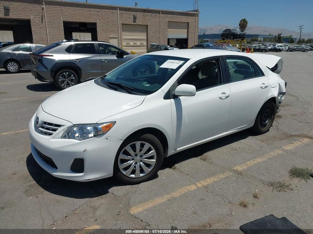 2T1BU4EE8DC008576 2013 TOYOTA COROLLA photo no. 2
