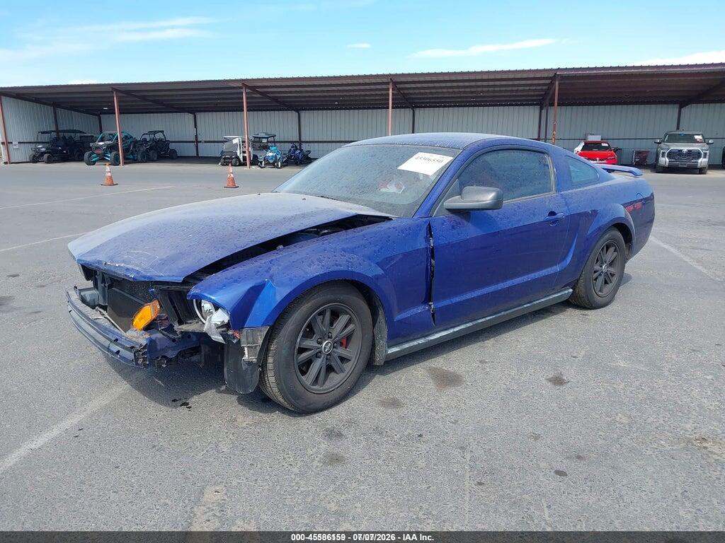 1ZVFT80N355115694 2005 FORD MUSTANG photo no. 2