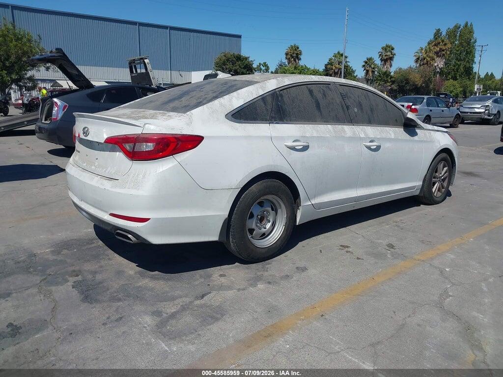 5NPE24AF2FH220939 2015 HYUNDAI SONATA photo no. 4