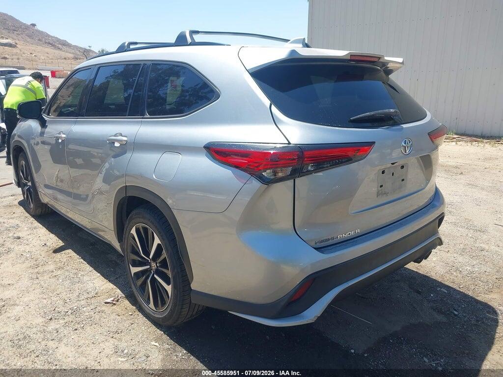 5TDJZRAH2MS059038 2021 TOYOTA HIGHLANDER photo no. 3