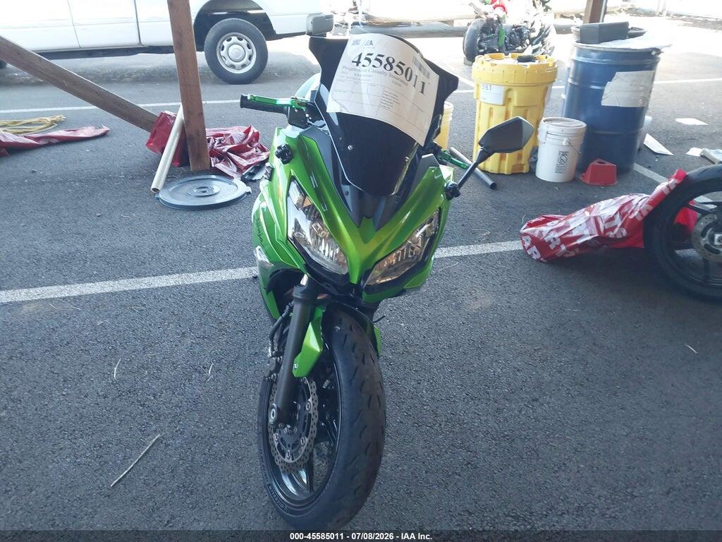 JKAEXEE13CDA06143 2012 KAWASAKI EX650 photo no. 5