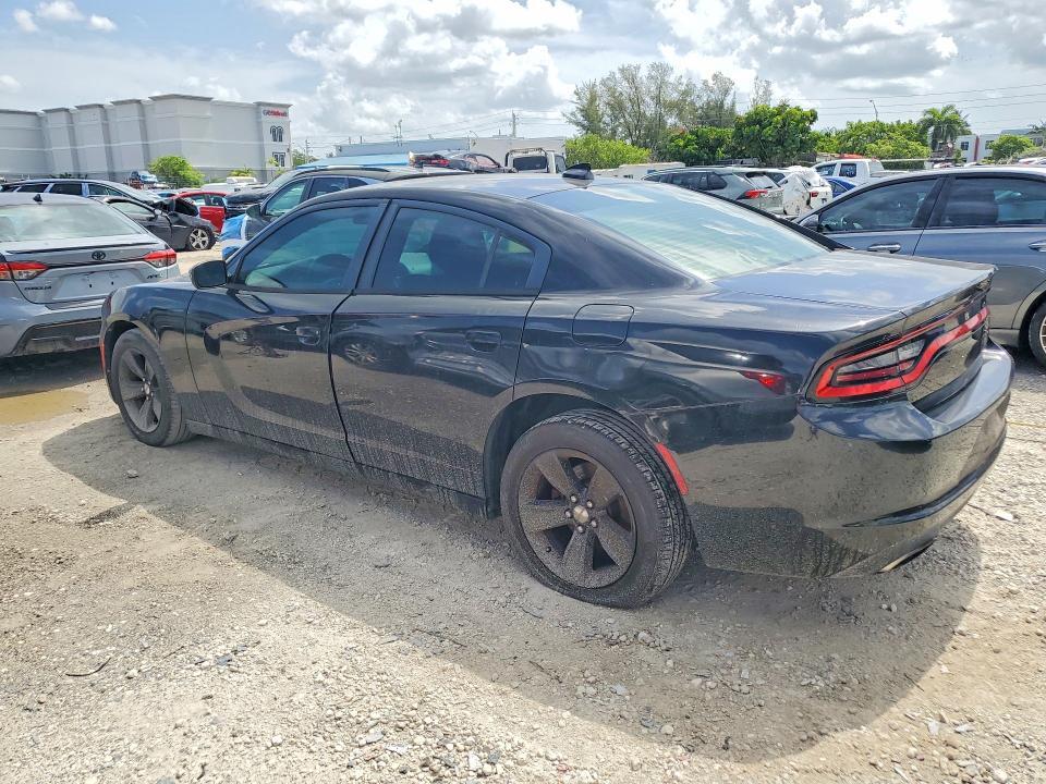 2C3CDXHG8FH749908 2015 DODGE CHARGER photo no. 2