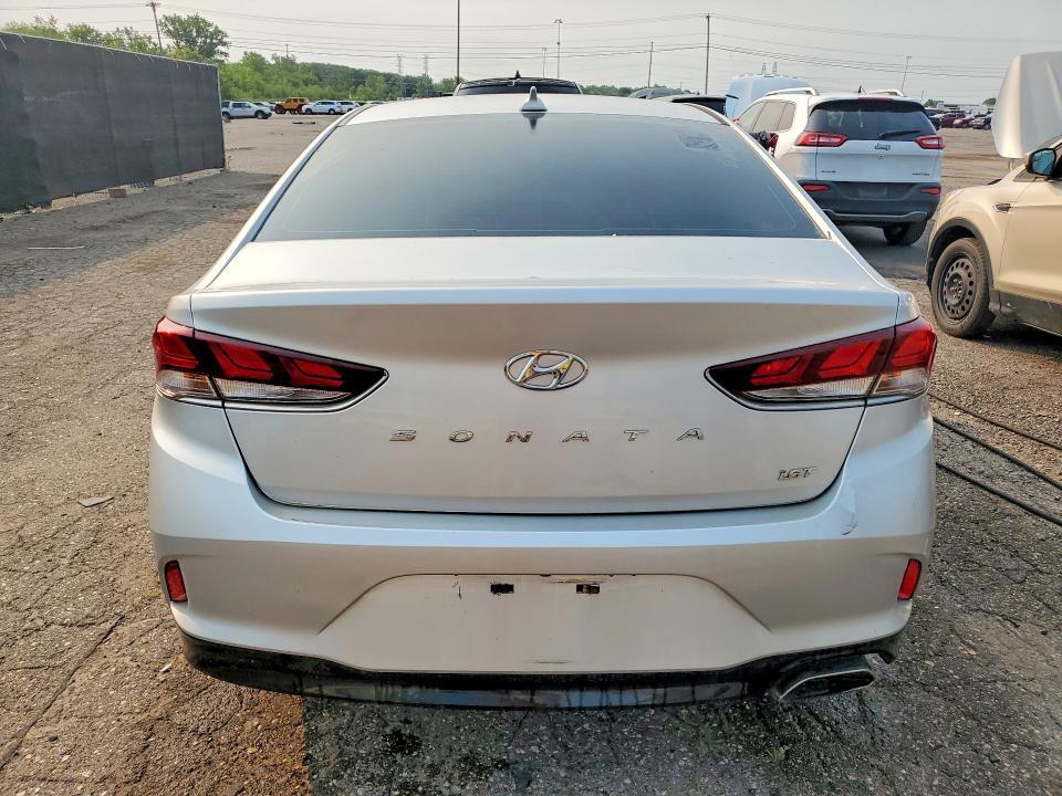 2018 HYUNDAI SONATA ECO — Фото 6 из 12