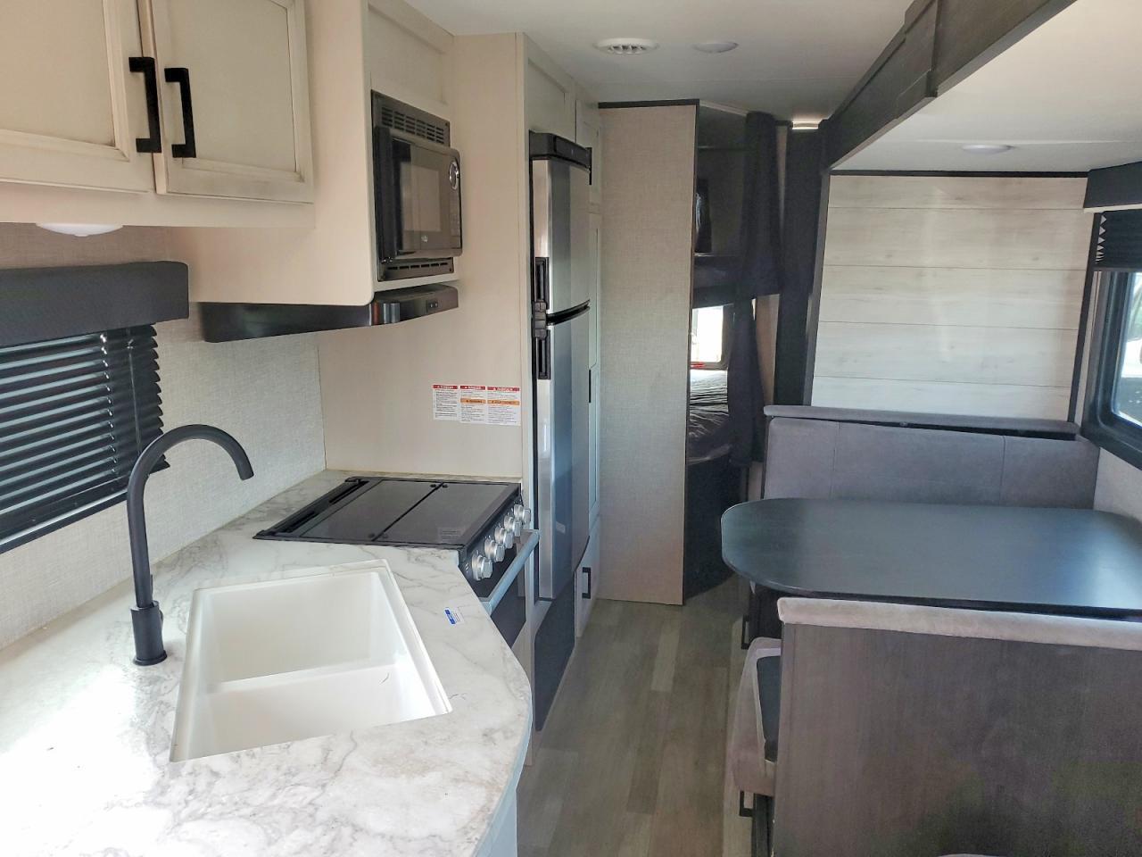 1UJBJ0BP0N17W0673 2022 JAYCO JAY JAY FLIGHT photo no. 5