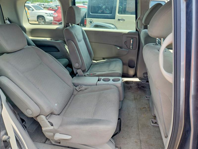 2015 NISSAN QUEST 3.5 S — Фото 11 из 13