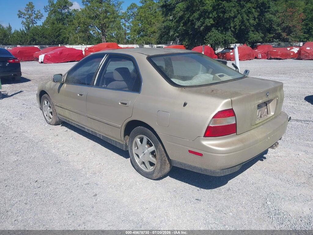 1HGCD5655RA019833 1994 HONDA ACCORD photo no. 3