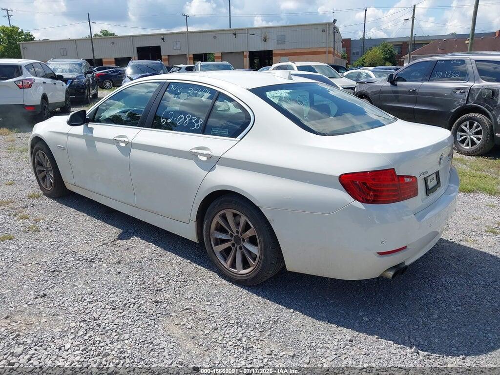 WBA5A7C58FD620838 2015 BMW 528I photo no. 3