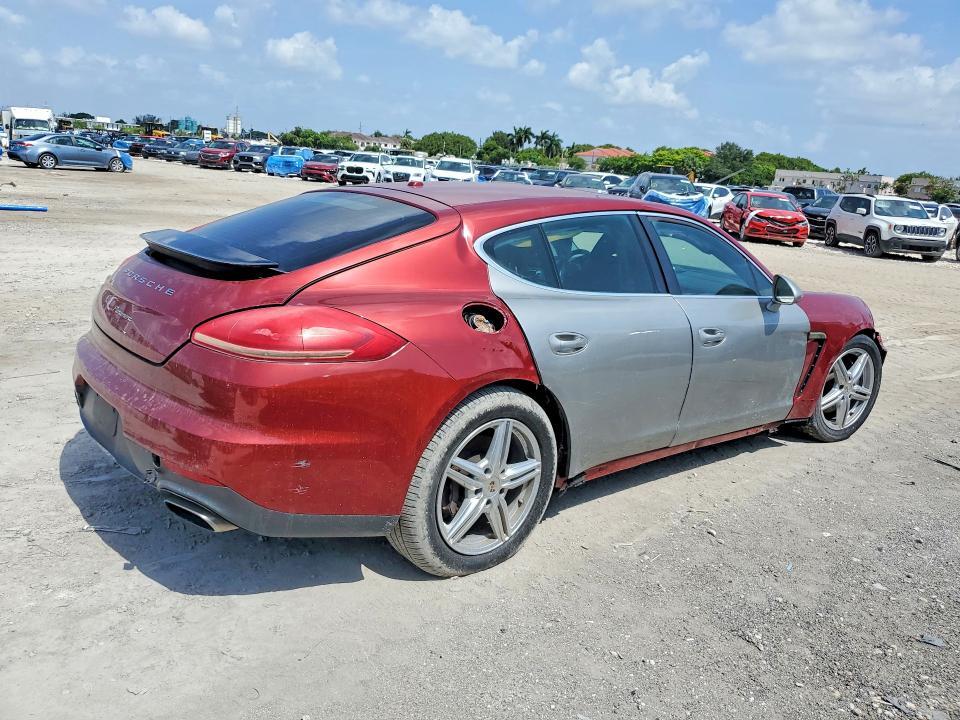 2015 PORSCHE PANAMERA 2 — Фото 3 из 12