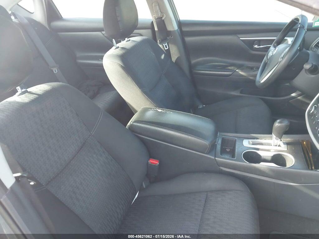 1N4AL3AP3HN304176 2017 NISSAN ALTIMA photo no. 5