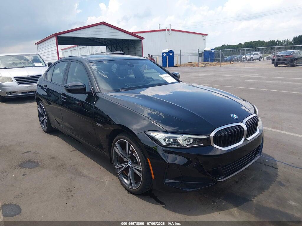 3MW39FF09P8D05894 2023 BMW 330E photo no. 1