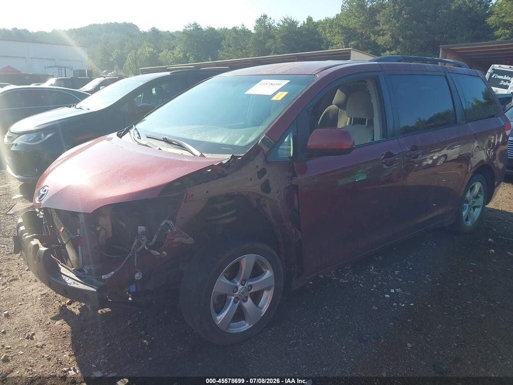 5TDKK3DC6ES423386 2014 TOYOTA SIENNA photo no. 2