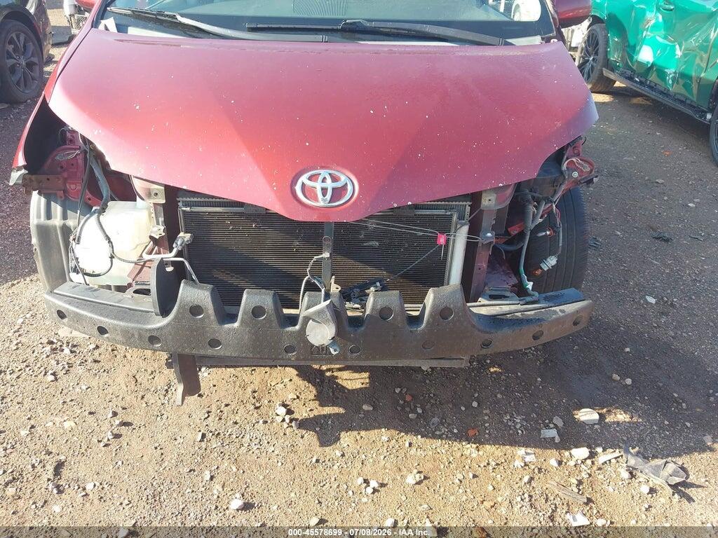 5TDKK3DC6ES423386 2014 TOYOTA SIENNA photo no. 6