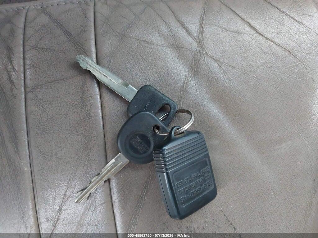 1FTRW08L02KB47172 2002 FORD F-150 photo no. 11