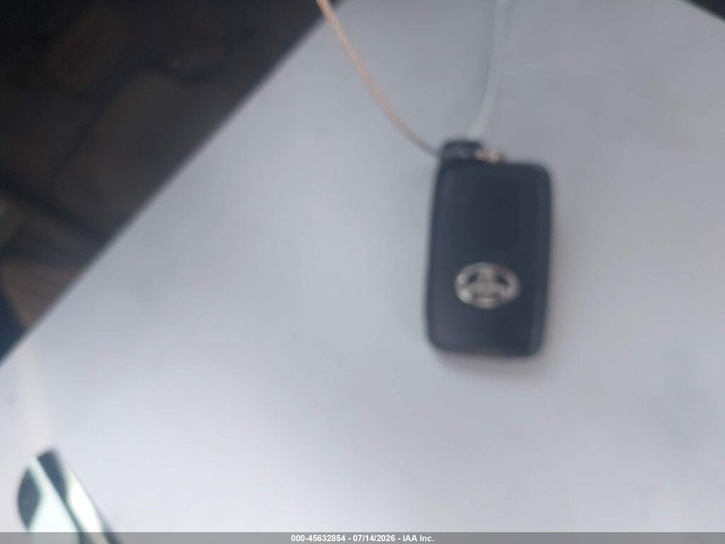 JTDKN3DU0C5378951 2012 TOYOTA PRIUS photo no. 11