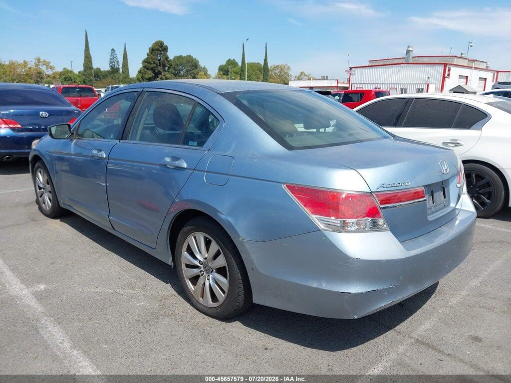 1HGCP2F74CA132851 2012 HONDA ACCORD photo no. 3