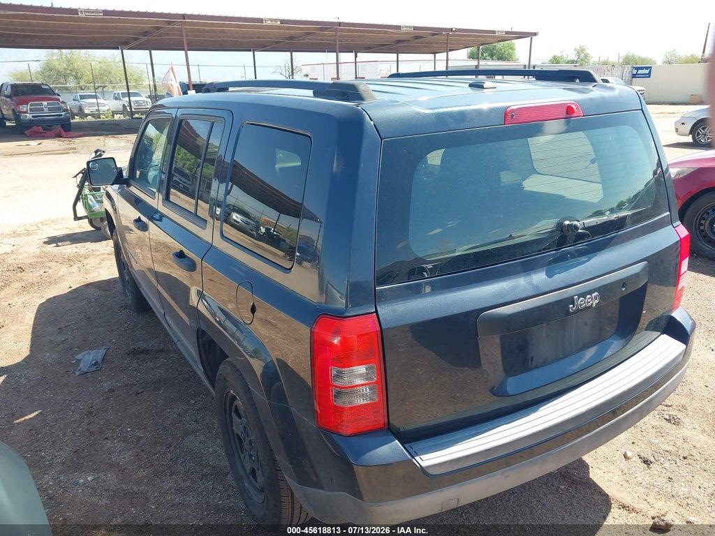 1C4NJPBB5GD562070 2016 JEEP PATRIOT photo no. 3