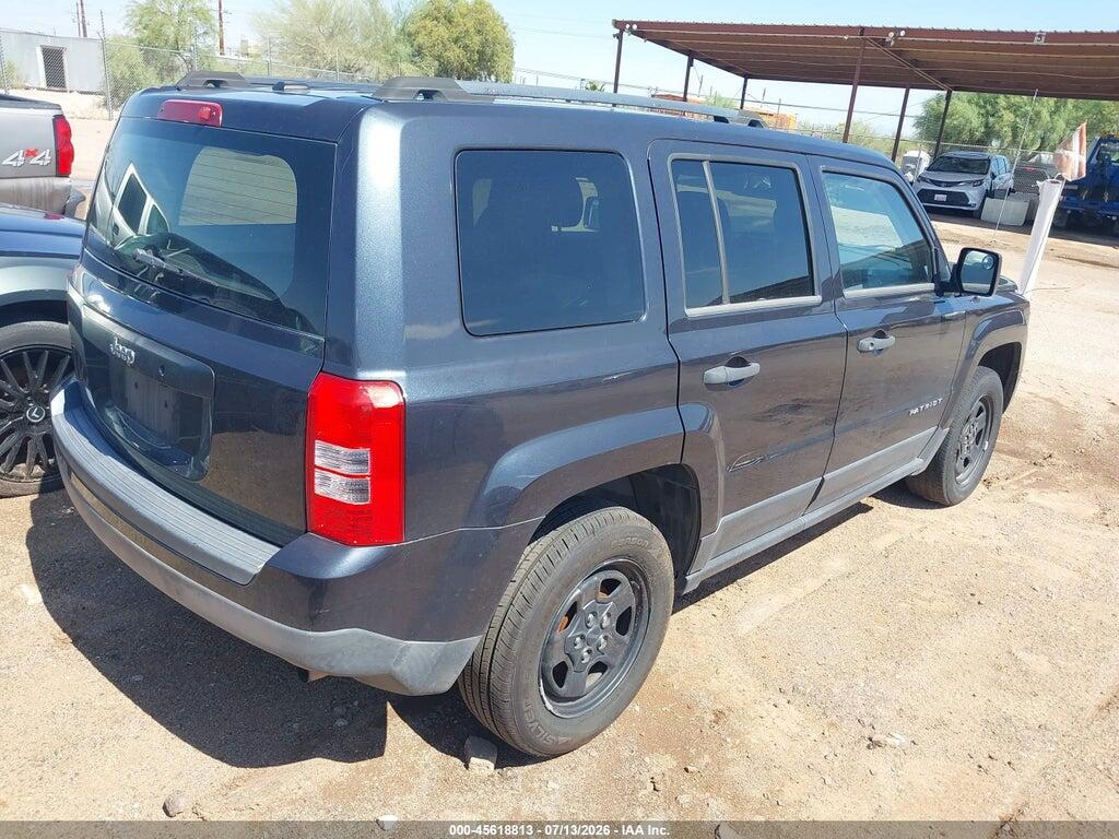 1C4NJPBB5GD562070 2016 JEEP PATRIOT photo no. 4