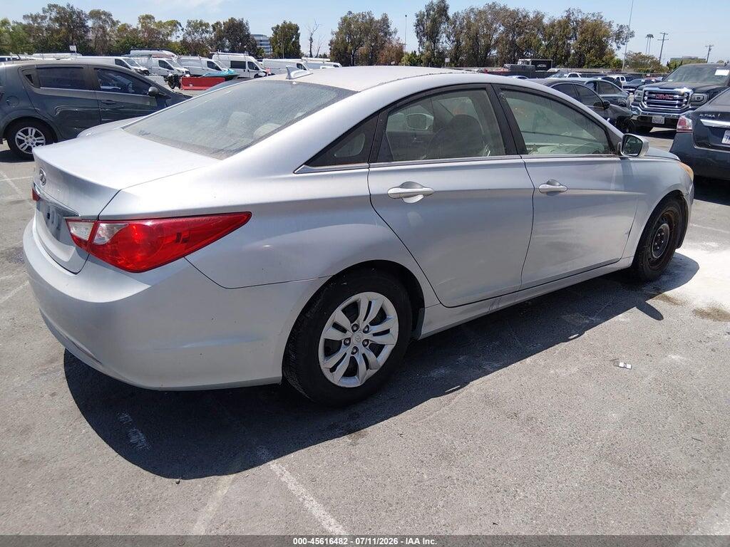 5NPEB4AC2CH473504 2012 HYUNDAI SONATA photo no. 4