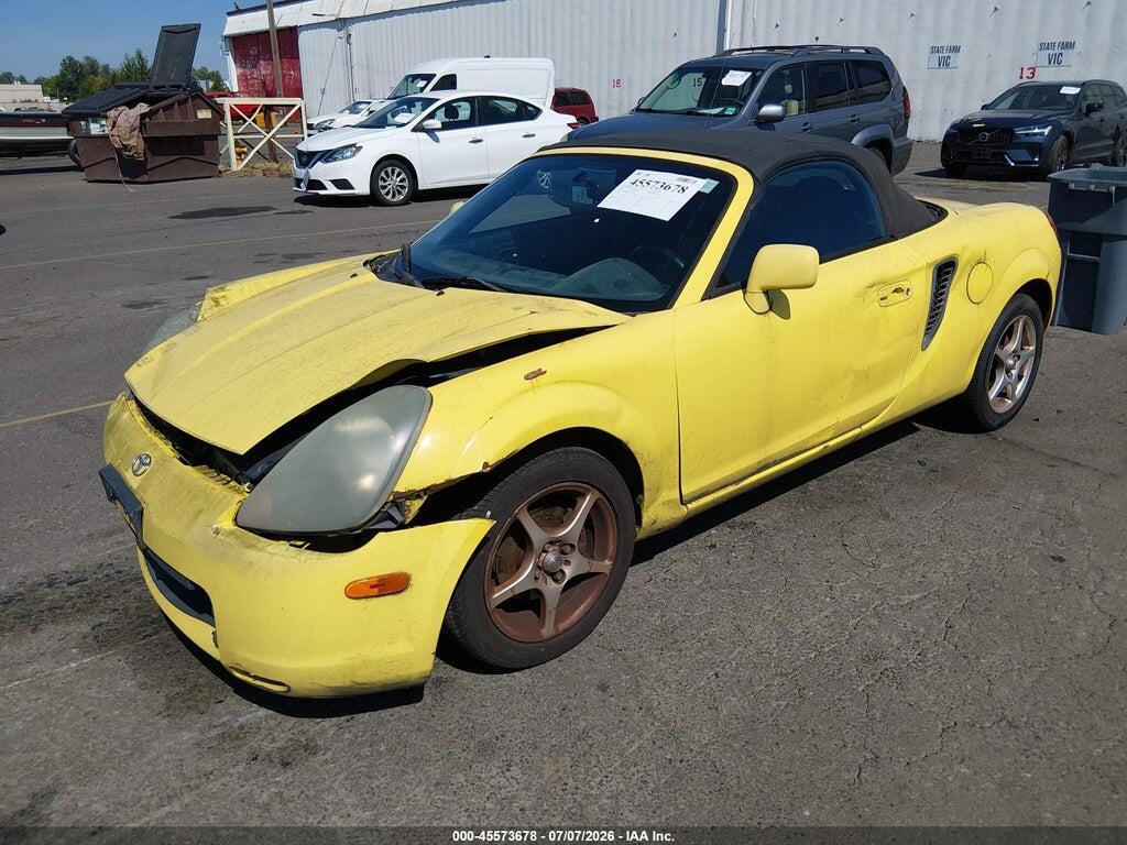 JTDFR320320042888 2002 TOYOTA MR2 SPYDER photo no. 2