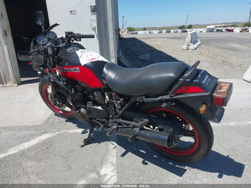 JKAZXFA14FA011187 1985 KAWASAKI ZX550 photo no. 3