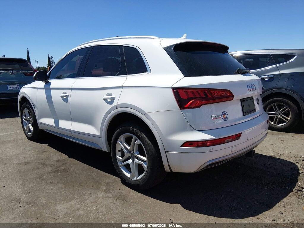 WA1BNAFY1J2184944 2018 AUDI Q5 photo no. 3