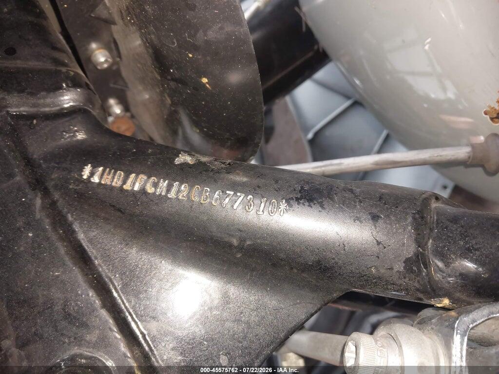 1HD1FCM12CB677310 2012 HARLEY-DAVIDSON FLHTCU photo no. 10