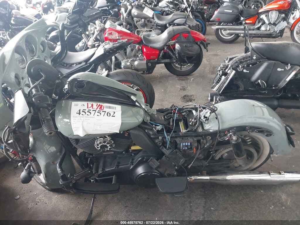 1HD1FCM12CB677310 2012 HARLEY-DAVIDSON FLHTCU photo no. 2