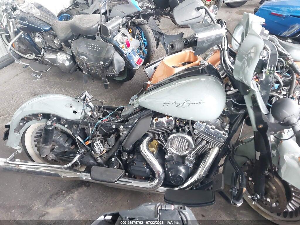 1HD1FCM12CB677310 2012 HARLEY-DAVIDSON FLHTCU photo no. 4