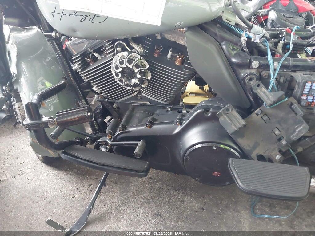 1HD1FCM12CB677310 2012 HARLEY-DAVIDSON FLHTCU photo no. 9