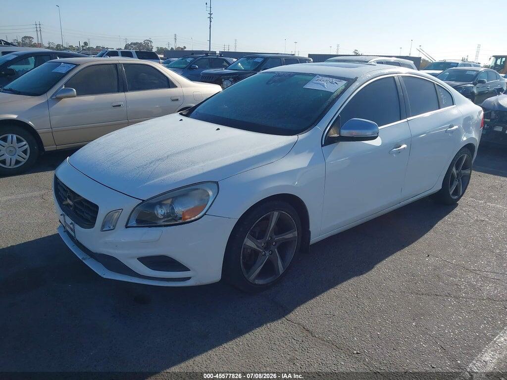 YV1902FH3C2104260 2012 VOLVO S60 photo no. 2