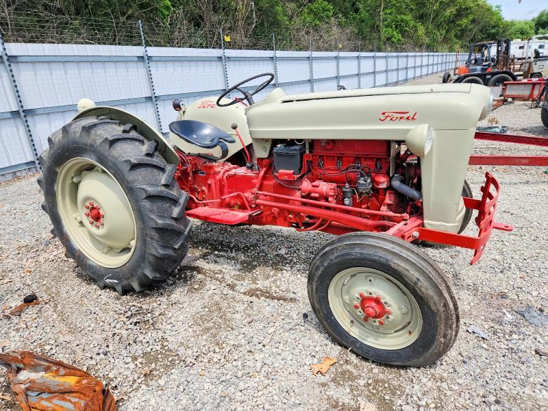 1953 FORD UNKNOWN  TRACTOR TRACTOR