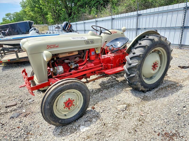 1953 FORD UNKNOWN  TRACTOR TRACTOR — Фото 2 из 10