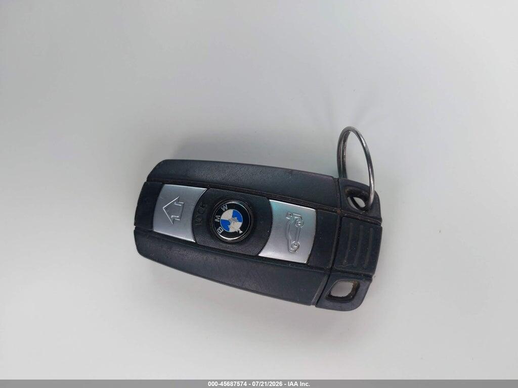 WBAPT73528CX00390 2008 BMW 535XI photo no. 11