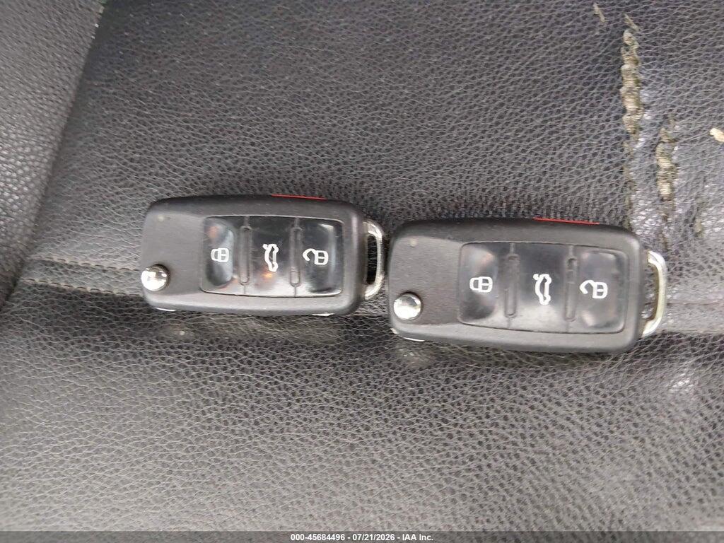 3VWLP7AJ6CM320446 2012 VOLKSWAGEN JETTA photo no. 11