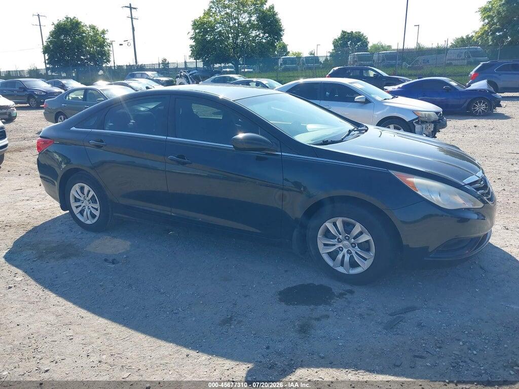 5NPEB4AC0BH303995 2011 HYUNDAI SONATA photo no. 1