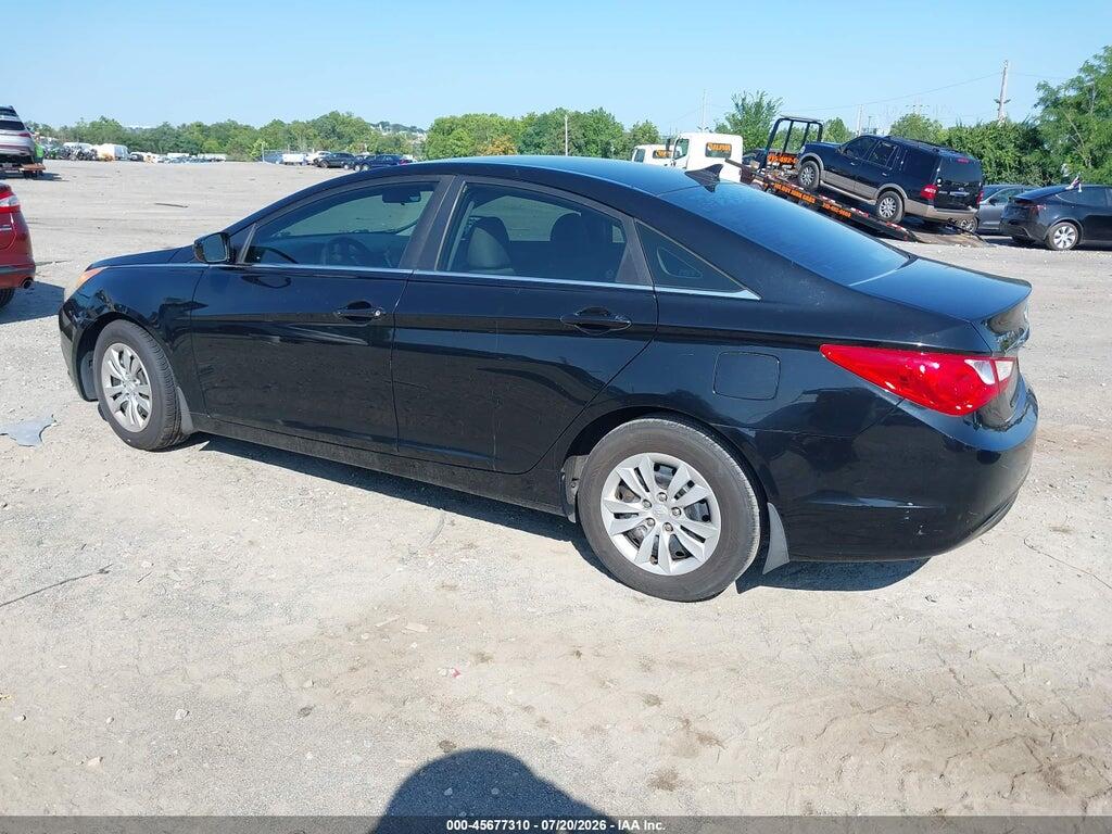 5NPEB4AC0BH303995 2011 HYUNDAI SONATA photo no. 3