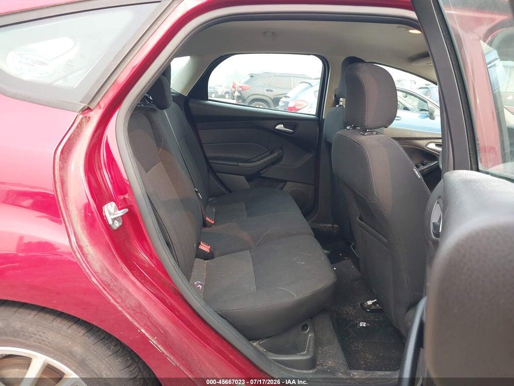 1FADP3K29GL390009 2016 FORD FOCUS photo no. 8