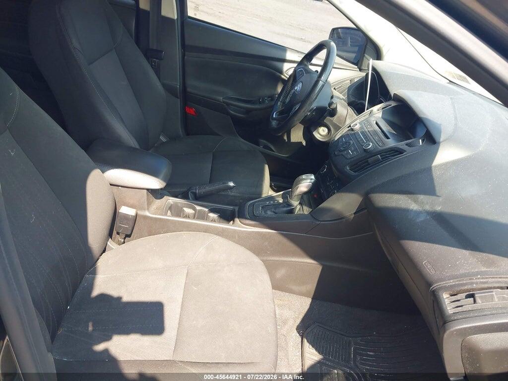 1FADP3F26GL248646 2016 FORD FOCUS photo no. 5