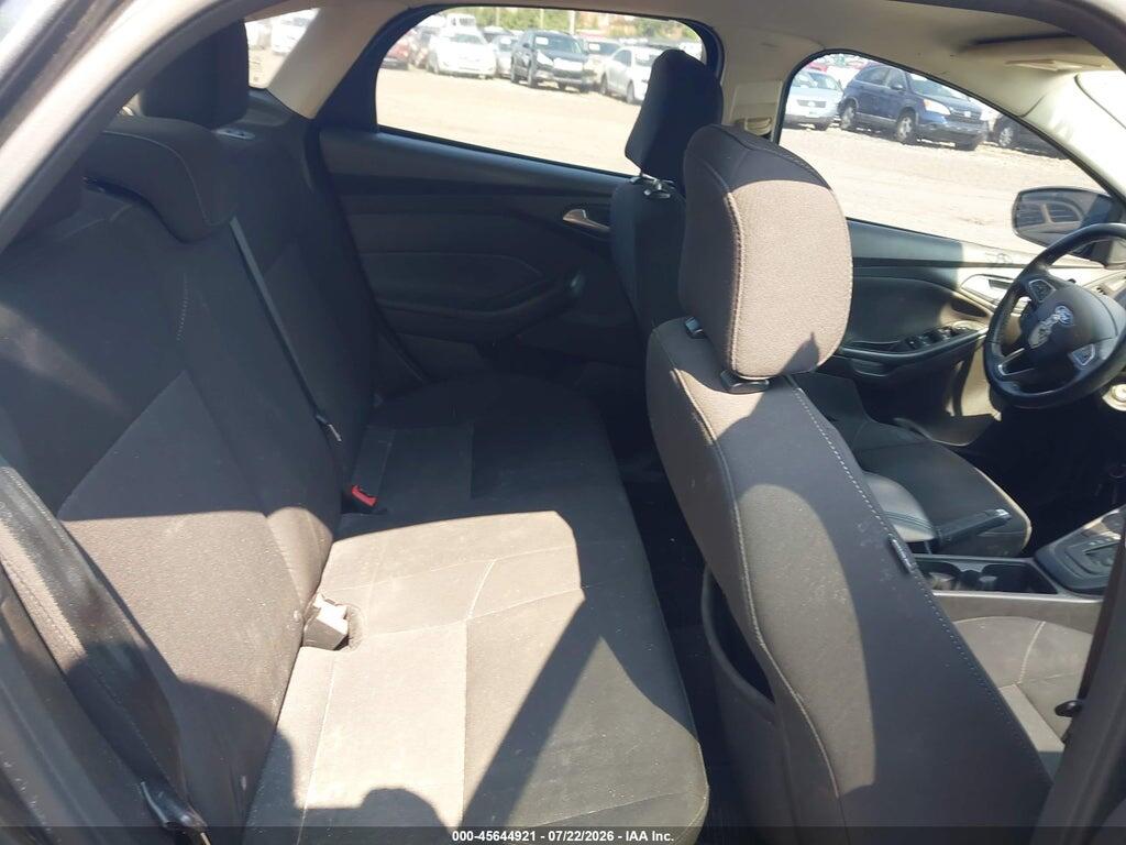 1FADP3F26GL248646 2016 FORD FOCUS photo no. 8