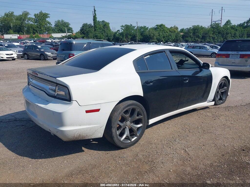2C3CDXCT2DH531755 2013 DODGE CHARGER photo no. 4