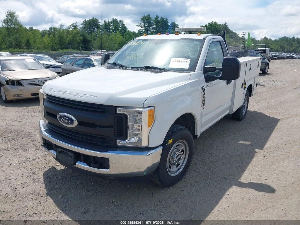 1FTBF3A62HEE52770 2017 FORD F-350 photo no. 2