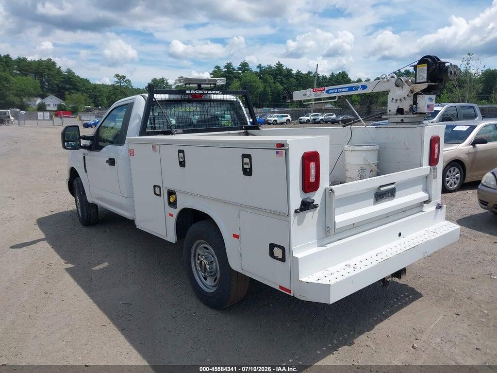 1FTBF3A62HEE52770 2017 FORD F-350 photo no. 3