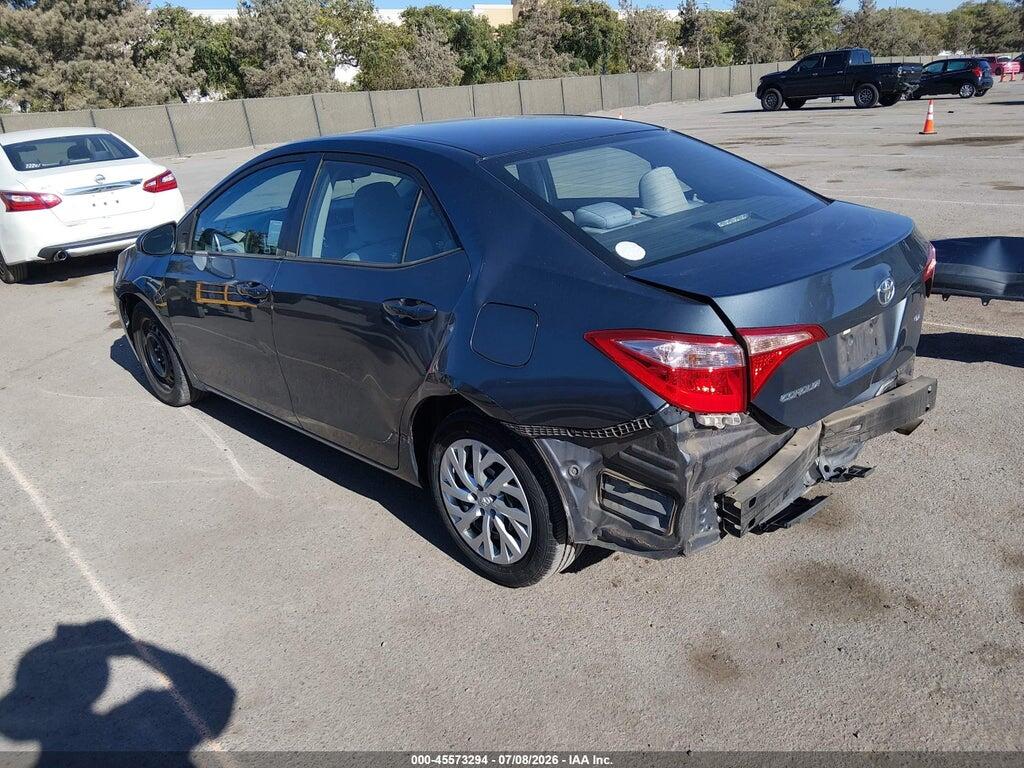 5YFBURHE6HP683759 2017 TOYOTA COROLLA photo no. 3