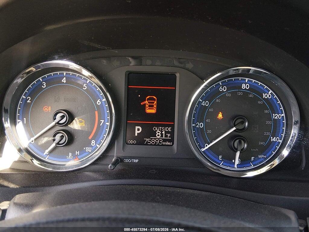5YFBURHE6HP683759 2017 TOYOTA COROLLA photo no. 7