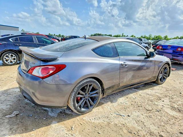 KMHHT6KD4AU027429 2010 HYUNDAI GENESIS COUPE photo no. 4